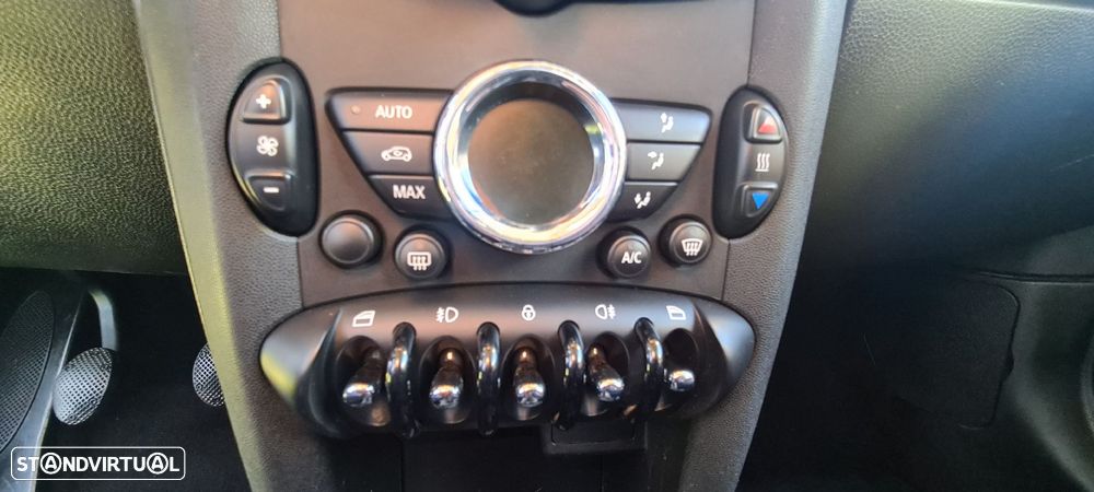 MINI 3 Portas One D - 7