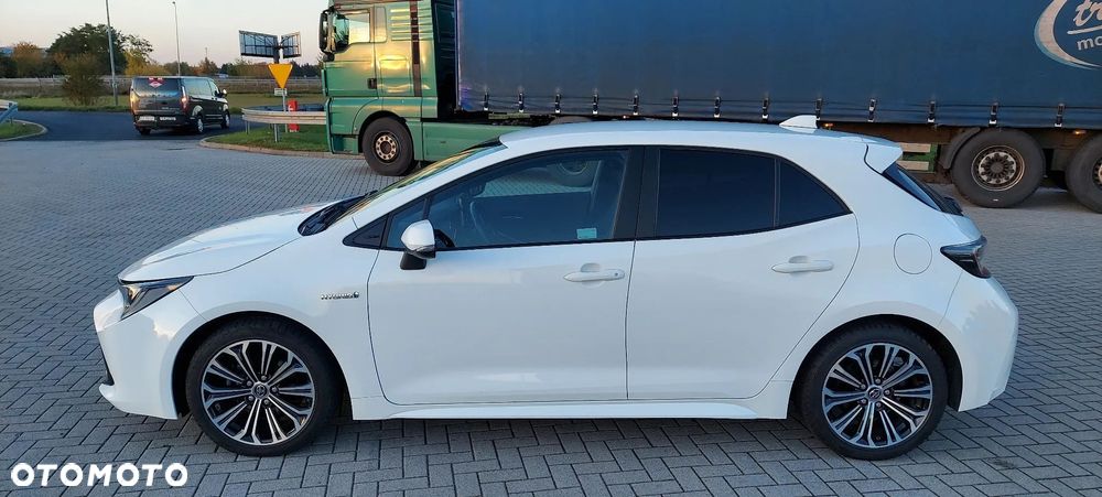 Toyota Corolla 1.8 Hybrid Selection - 19