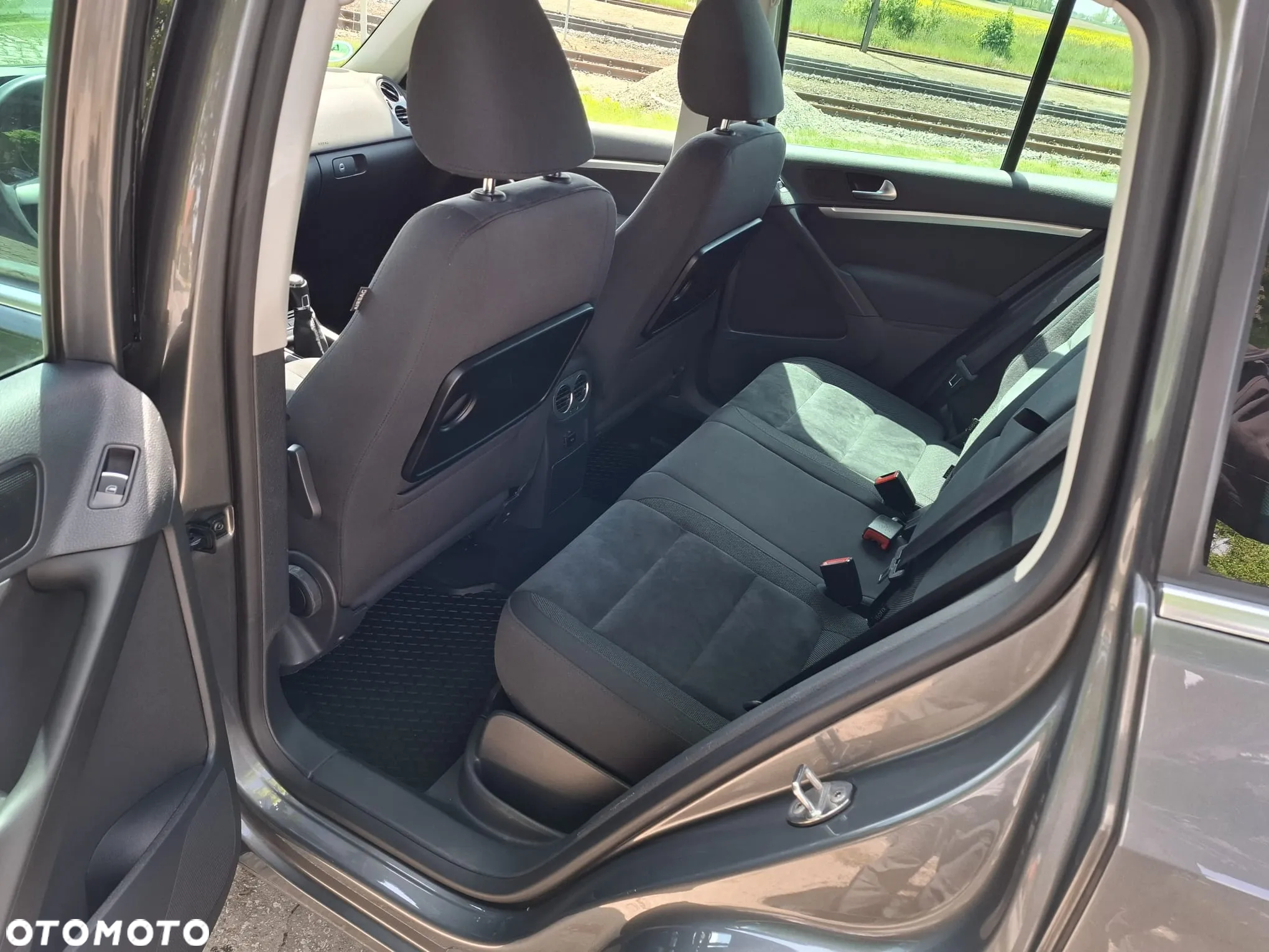 Volkswagen Tiguan 1.4 TSI BlueMotion Technology Sport & Style - 9
