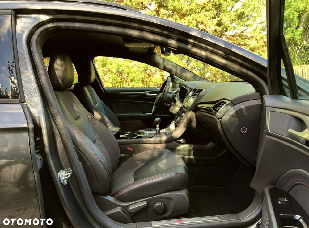 Ford Mondeo 2.0 TDCi STart-Stopp ST-Line - 25