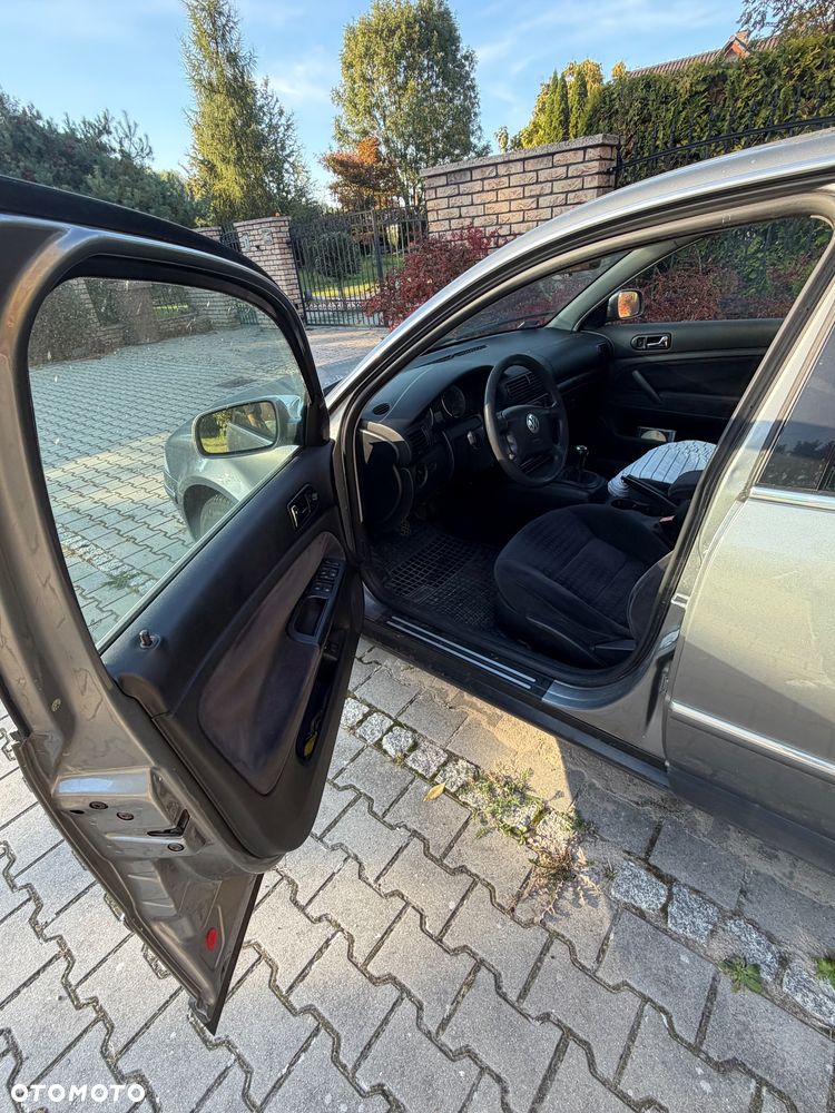 Volkswagen Passat - 6