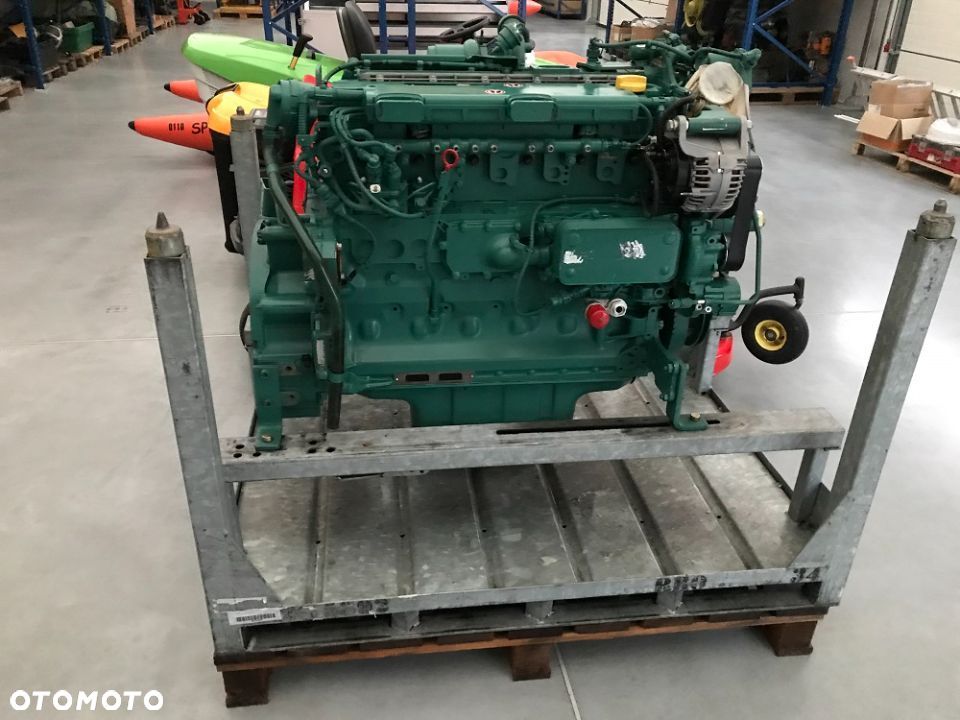 SILNIK VOLVO D6 300kW 6-cyl nowy 20000zł netto - 7