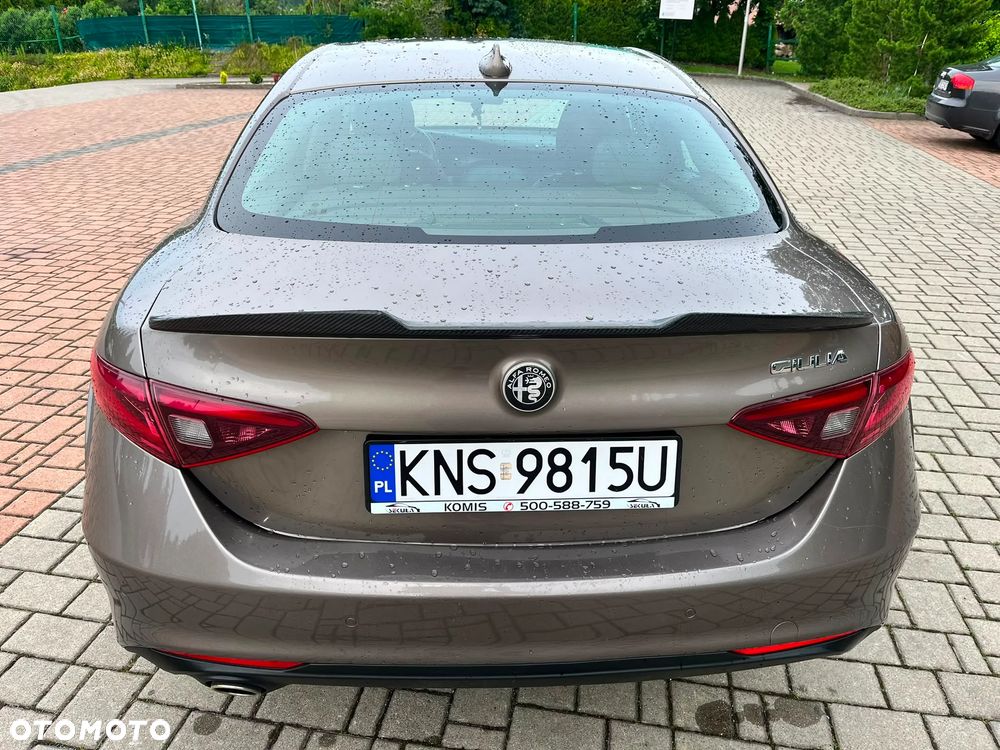 Alfa Romeo Giulia 2.2 D Turbo Super - 7
