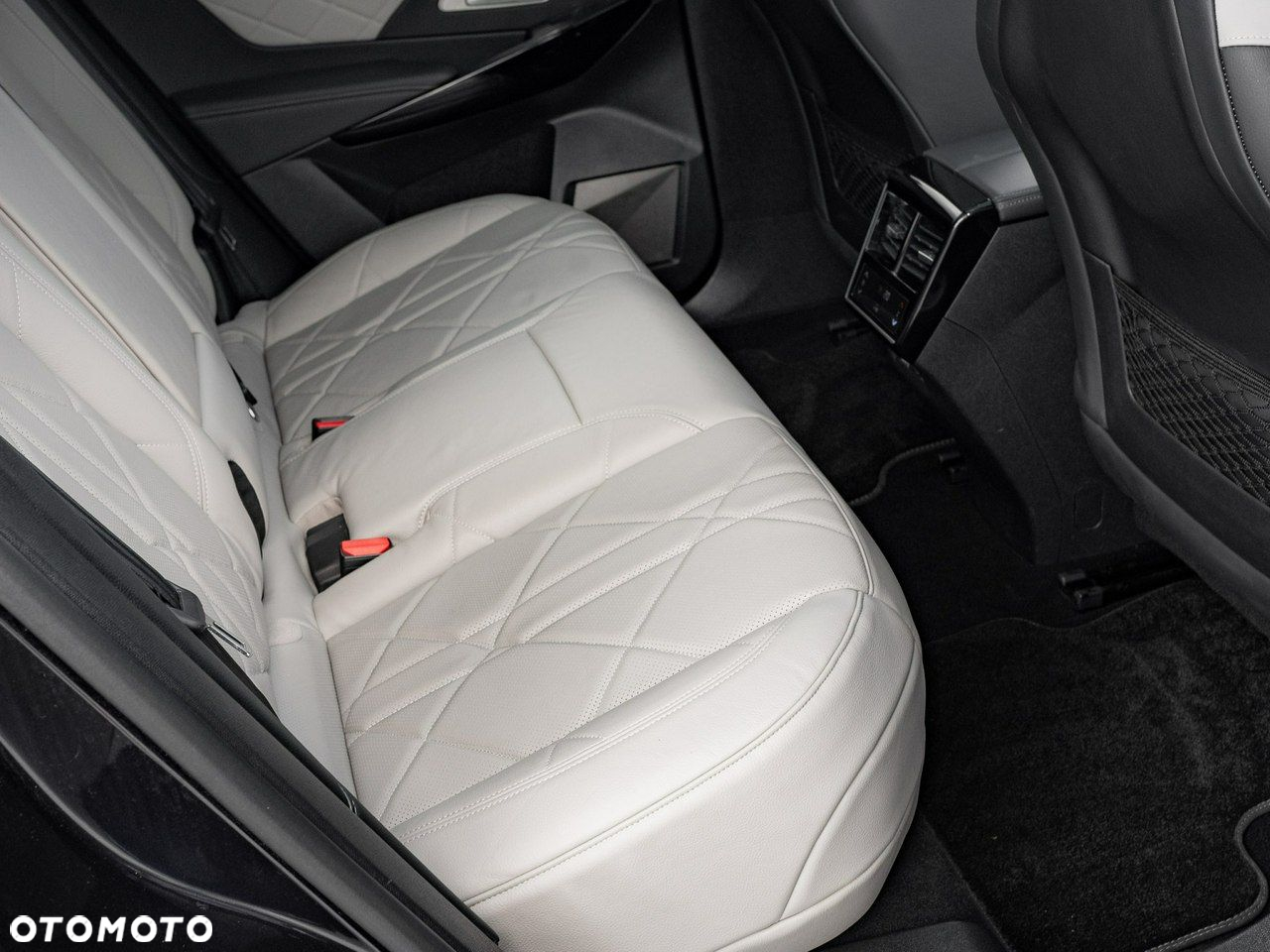 DS Automobiles DS 7 Crossback - 33
