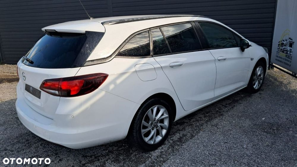 Opel Astra - 8