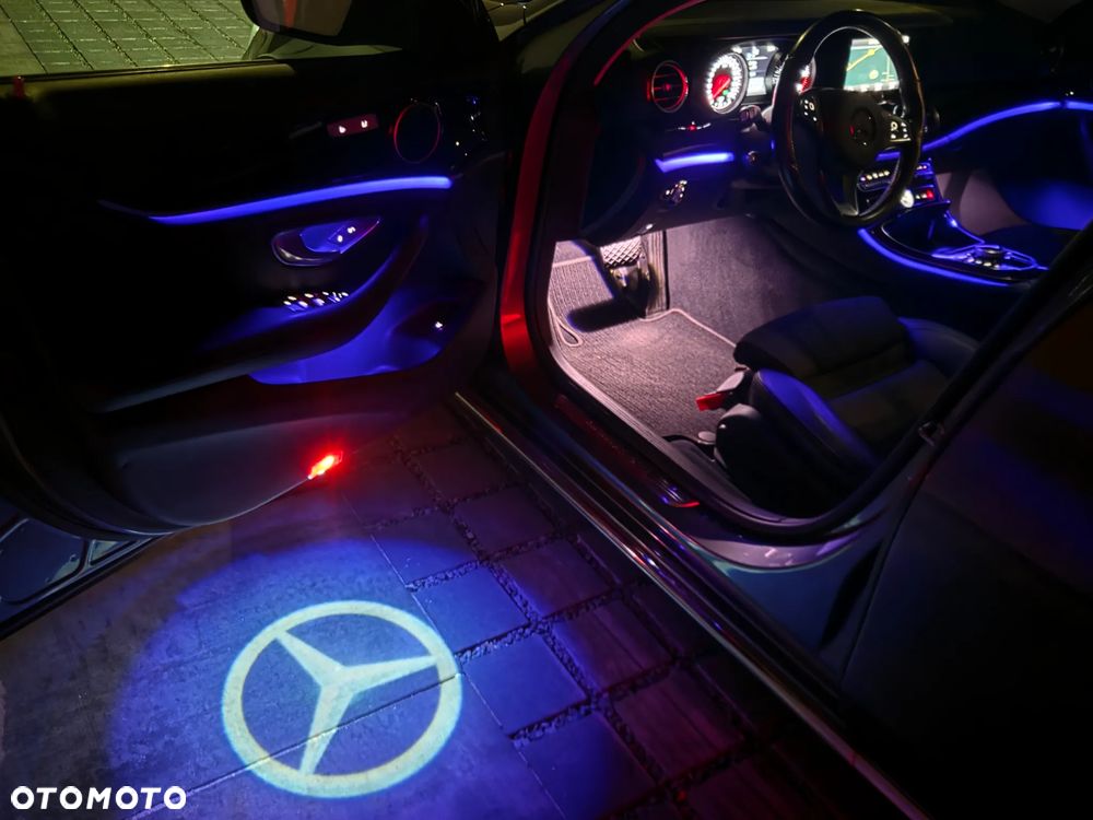 Mercedes-Benz Klasa E 220 d 9G-TRONIC - 28