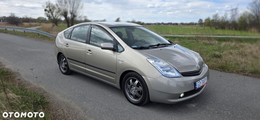 Toyota Prius 1.5 VVT-i Sol - 7