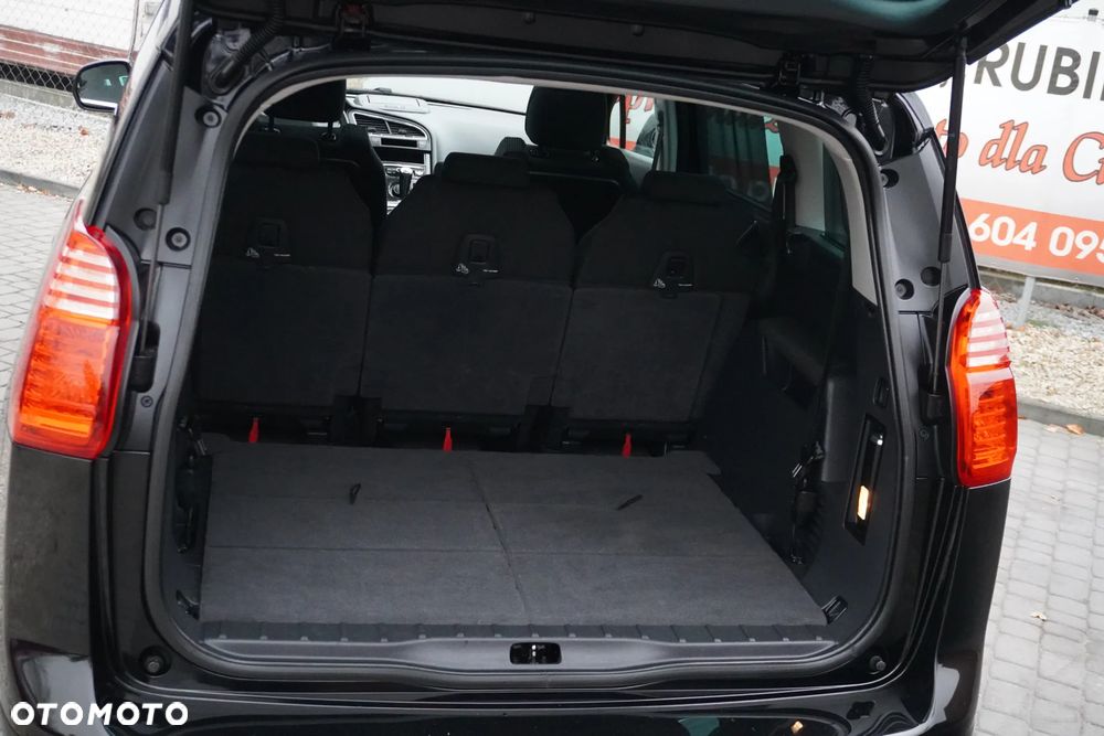 Peugeot 5008 1.6 THP Active 7os - 6