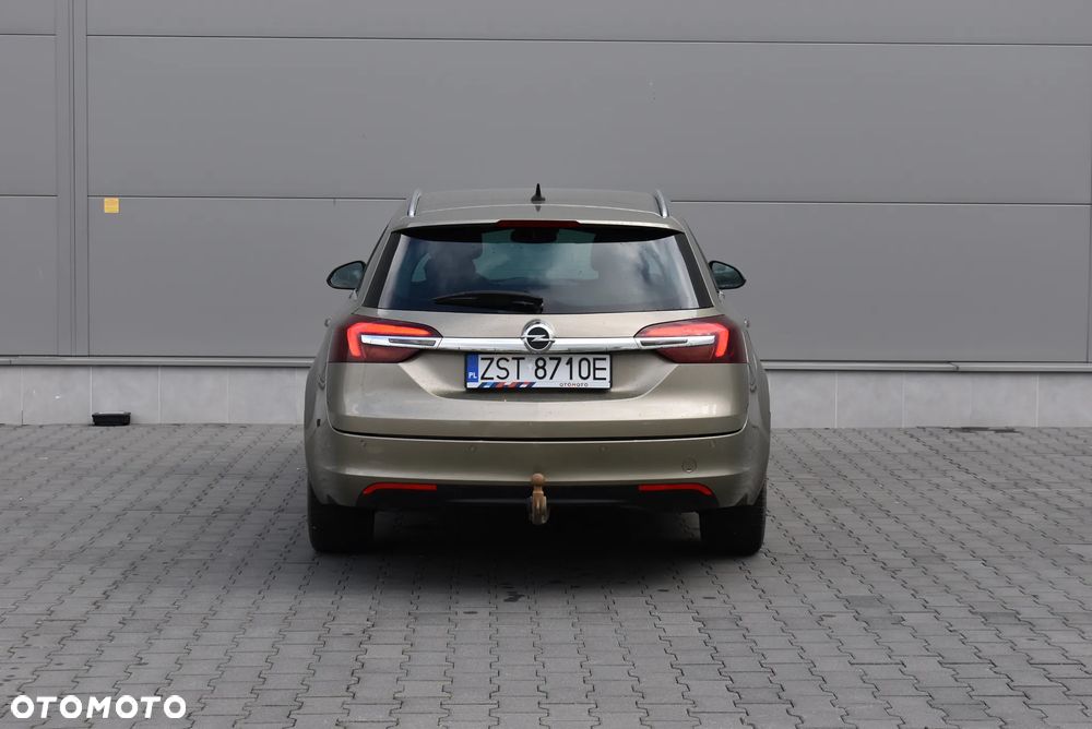 Opel Insignia - 35