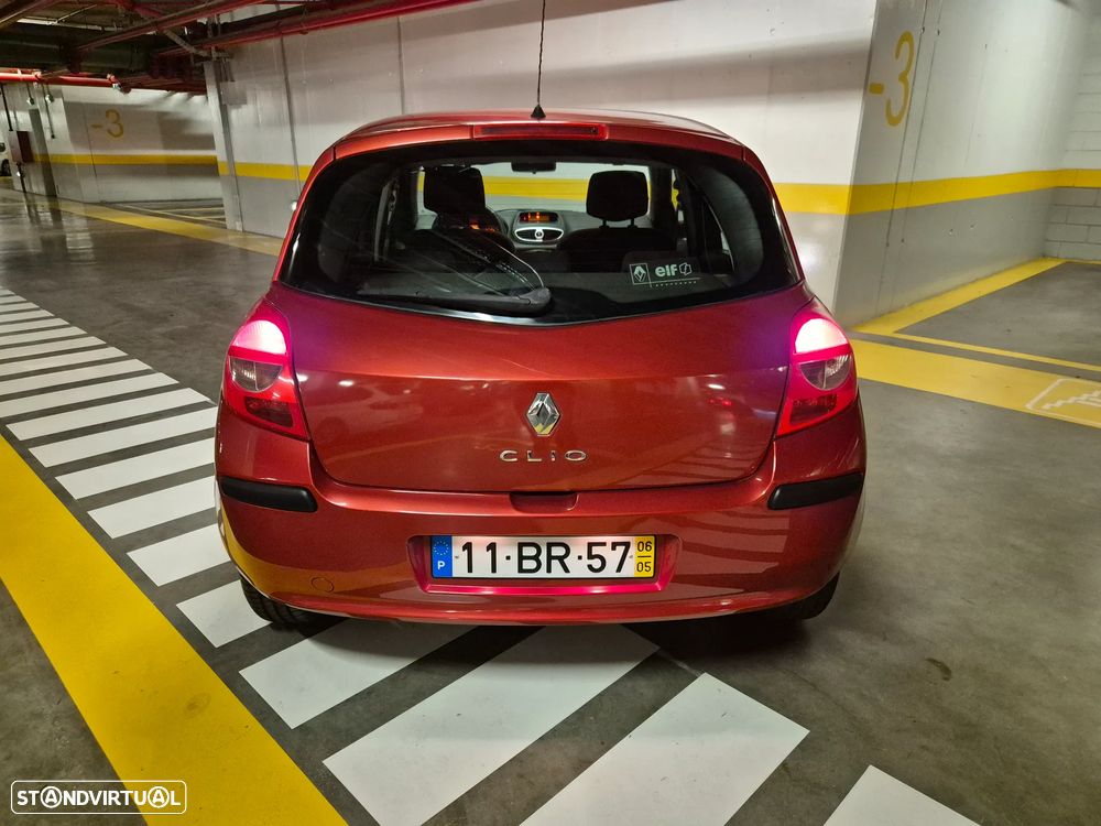 Renault Clio 1.2 16V Dynamique - 17