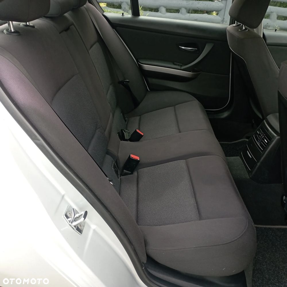 BMW Seria 3 ver-1-4-tsi-green-tec-ambition - 18