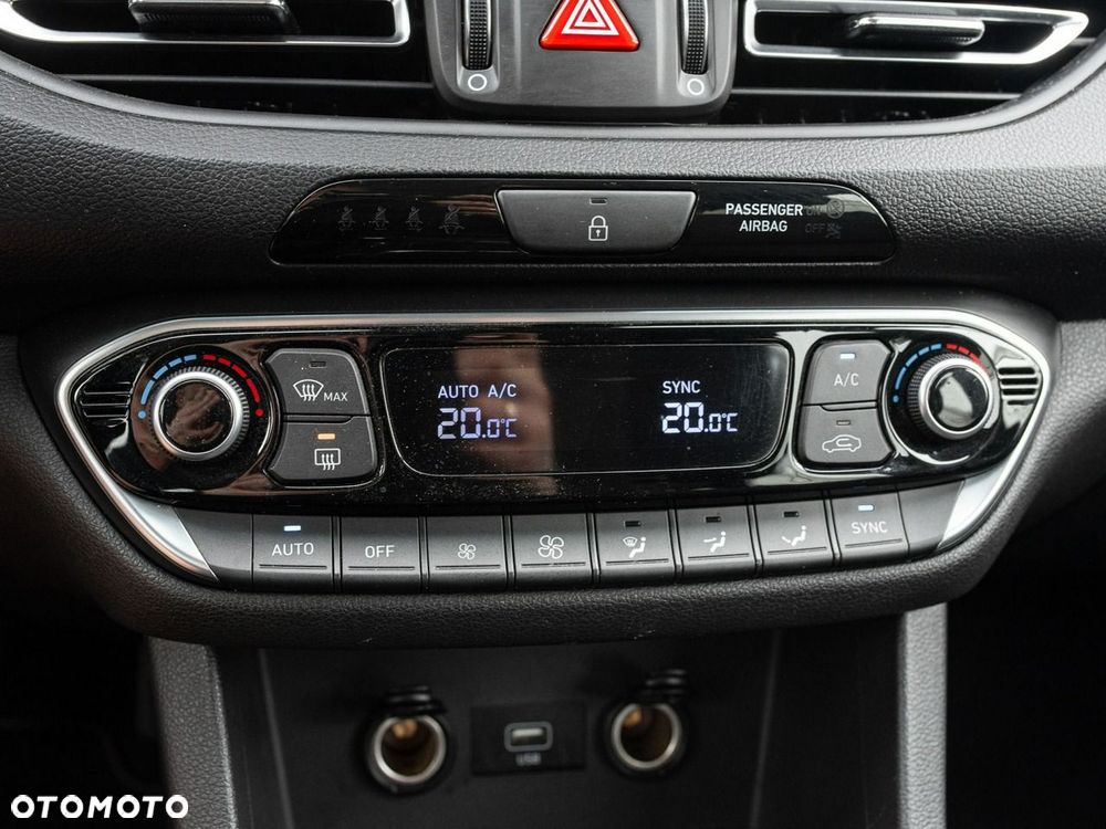 Hyundai i30 1.0 T-GDI Smart - 17