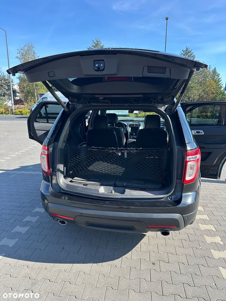 Ford Explorer - 15