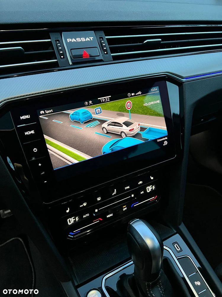 Volkswagen Passat 2.0 TSI Elegance DSG - 13