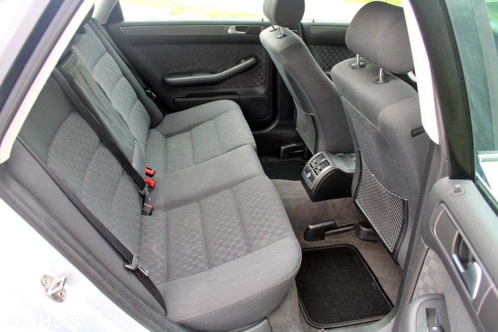 Audi A6 Limousine 1.8T - 25