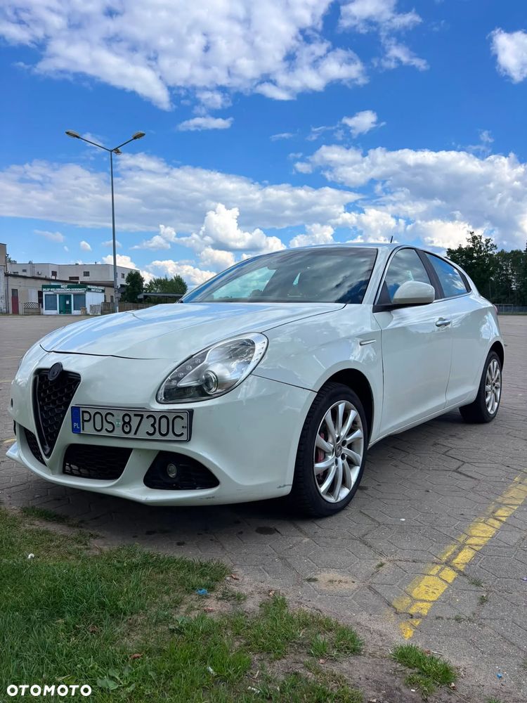 Alfa Romeo Giulietta 2.0 JTDM 16V - 4