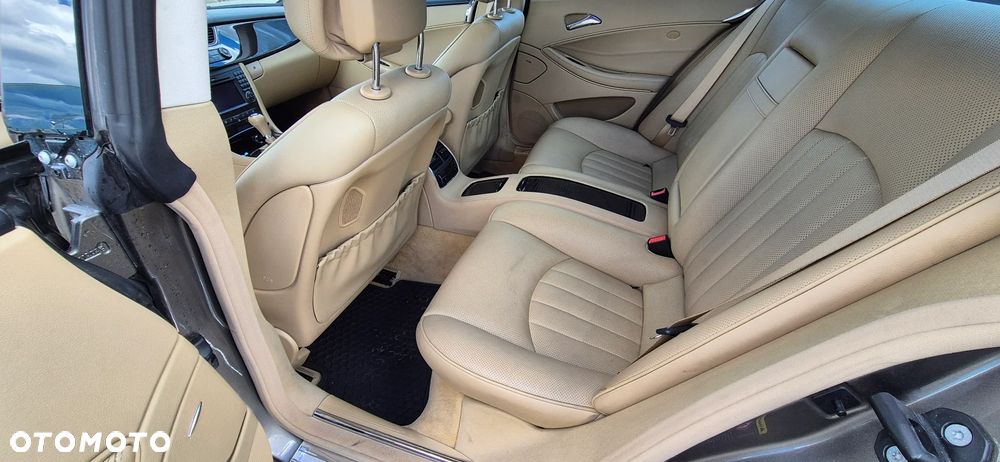 Mercedes-Benz CLS 500 7G-TRONIC - 13