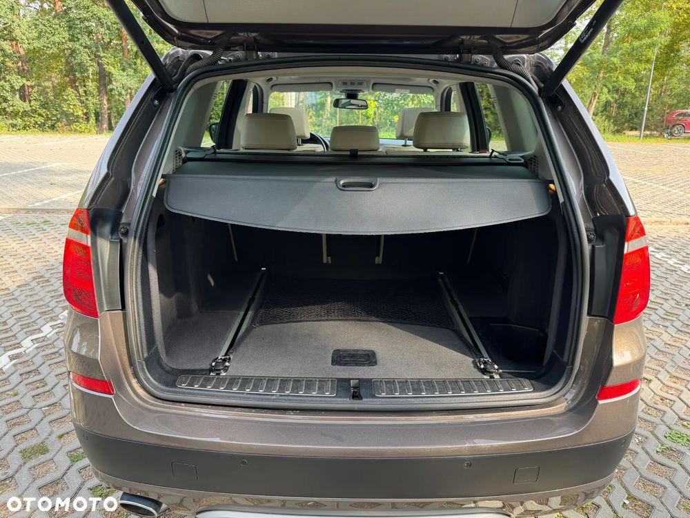BMW X3 xDrive20d Blue Performance - 29