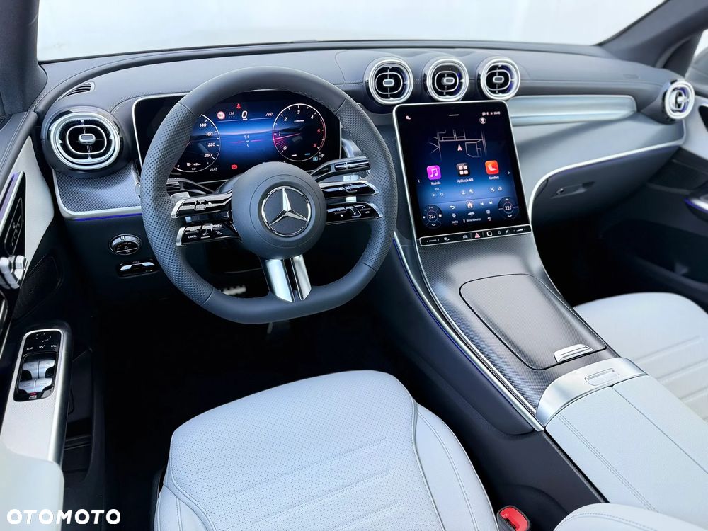 Mercedes-Benz GLC - 12