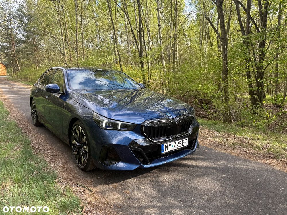 BMW Seria 5 550e xDrive PHEV M Sport - 26