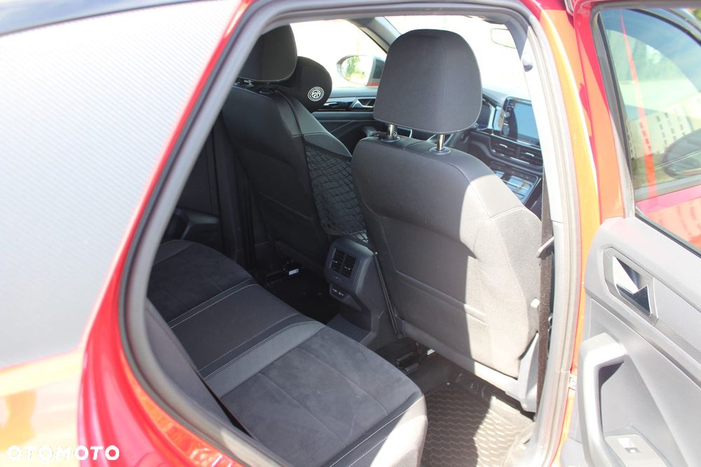 Volkswagen T-Roc 1.5 TSI R-Line DSG - 23