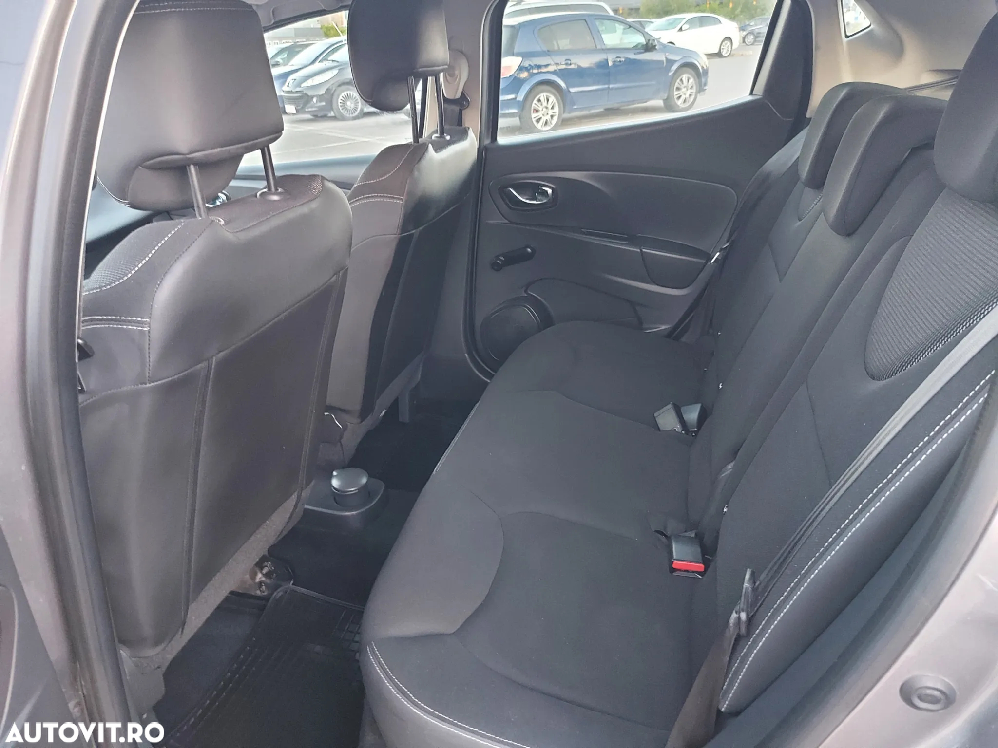 Renault Clio - 15