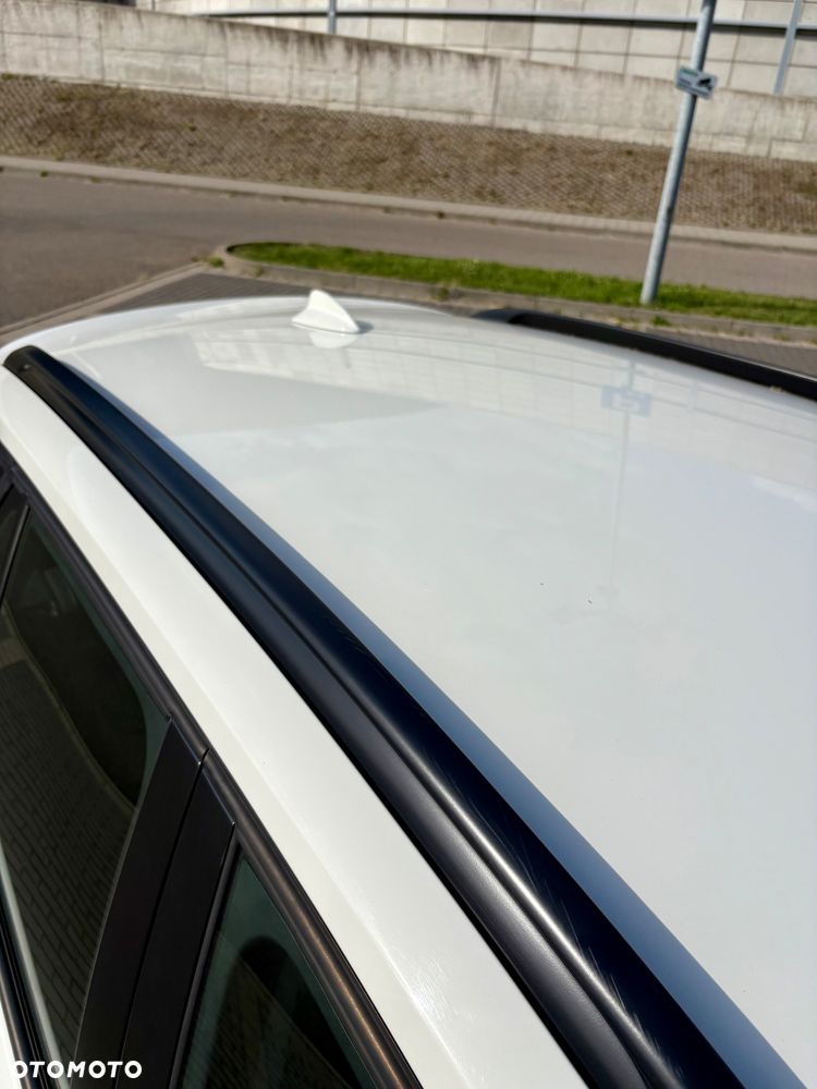 BMW X1 sDrive18d - 26