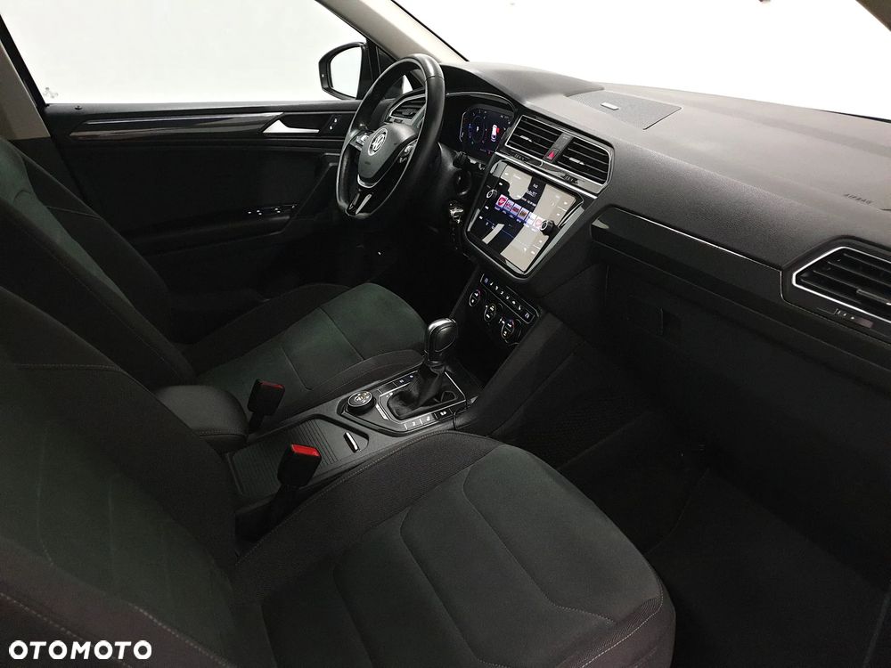 Volkswagen Tiguan 2.0 TDI SCR 4MOTION (BlueMotion Techn.) DSG Highline - 40