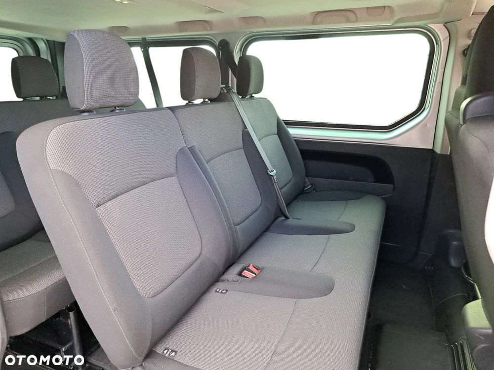 Renault Trafic - 26