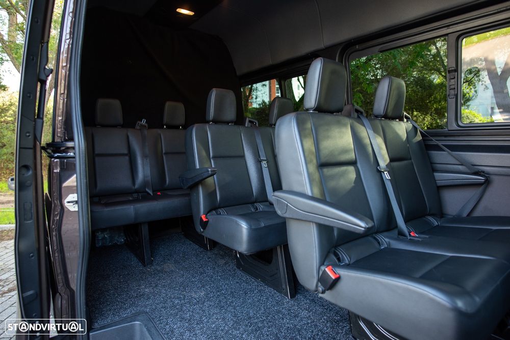 Mercedes-Benz Sprinter - 11