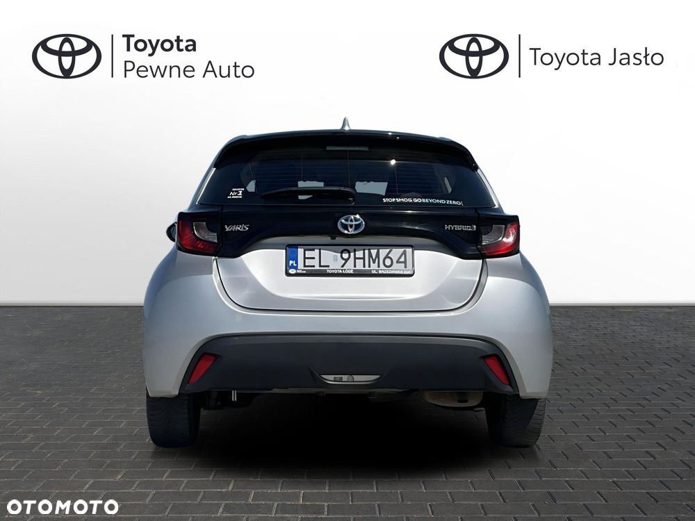 Toyota Yaris - 4