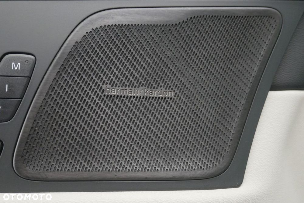 Volvo XC 60 - 33