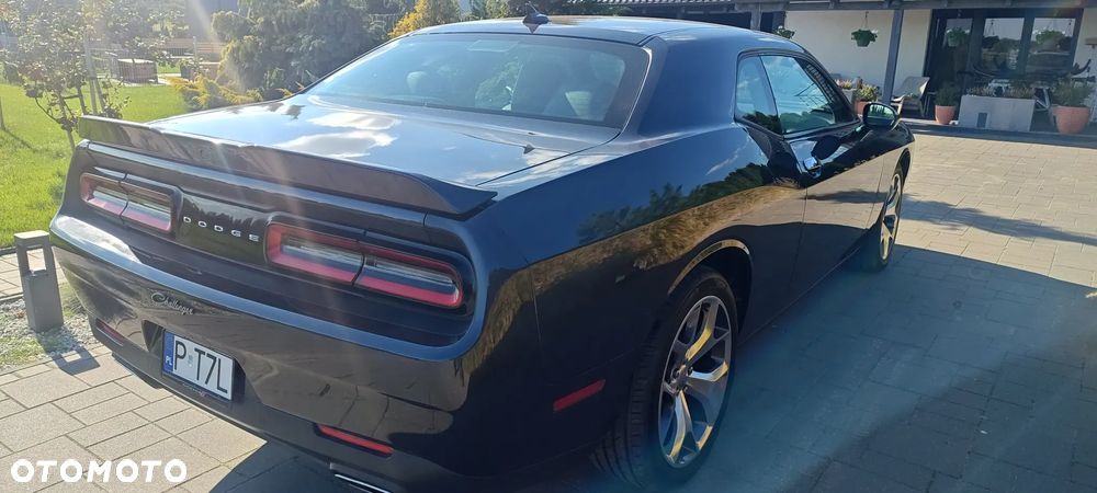 Dodge Challenger - 18