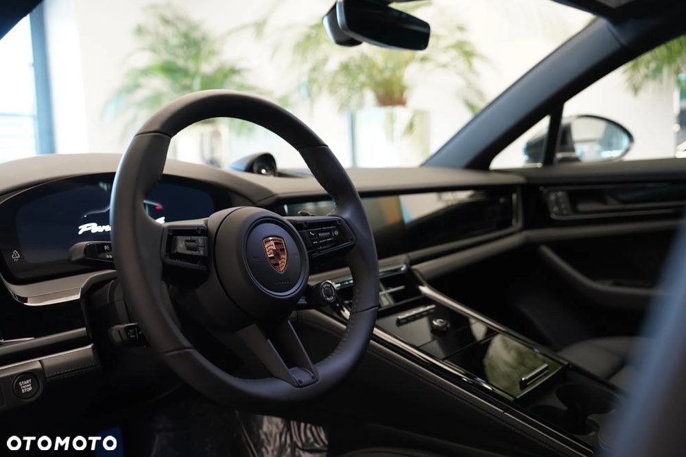 Porsche Panamera 4 - 7