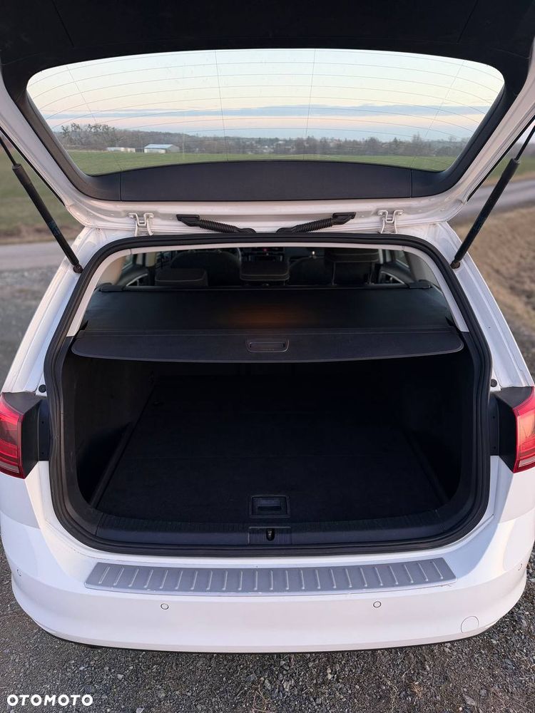 Volkswagen Golf 1.6 TDI BMT Highline - 29
