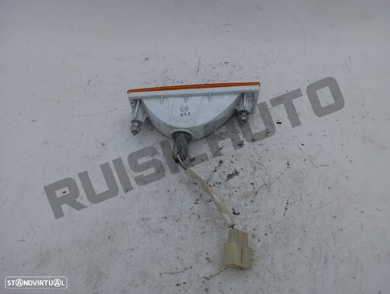 Farolim De Pisca Frente Direito  Toyota Corolla Vi (e90) [1987_ - 2