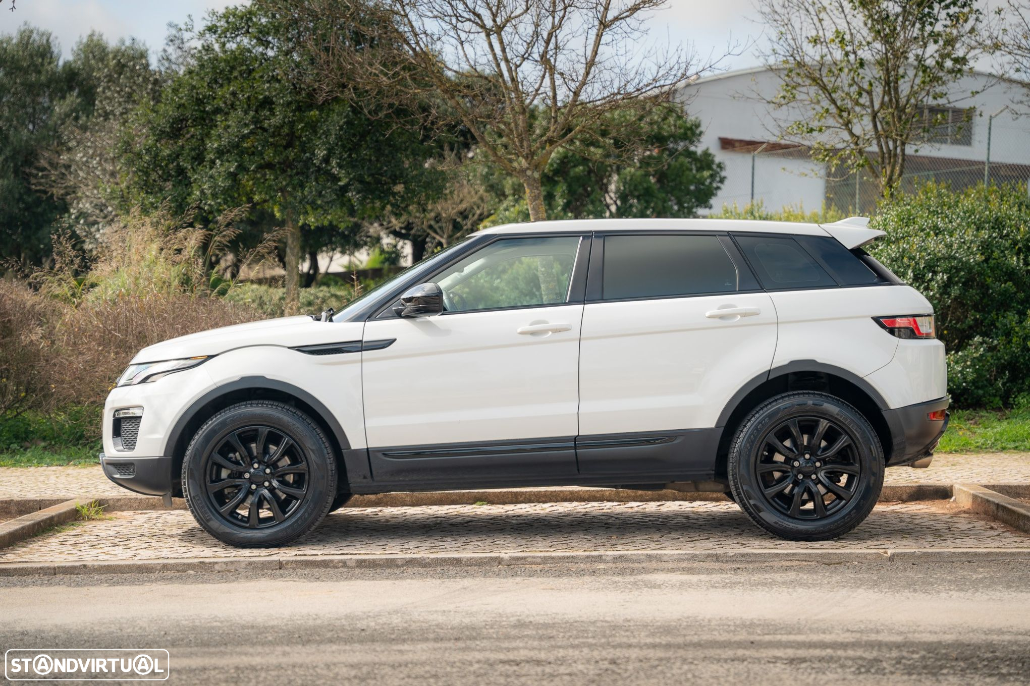 Land Rover Range Rover Evoque 2.0 TD4 HSE Dynamic Auto - 6