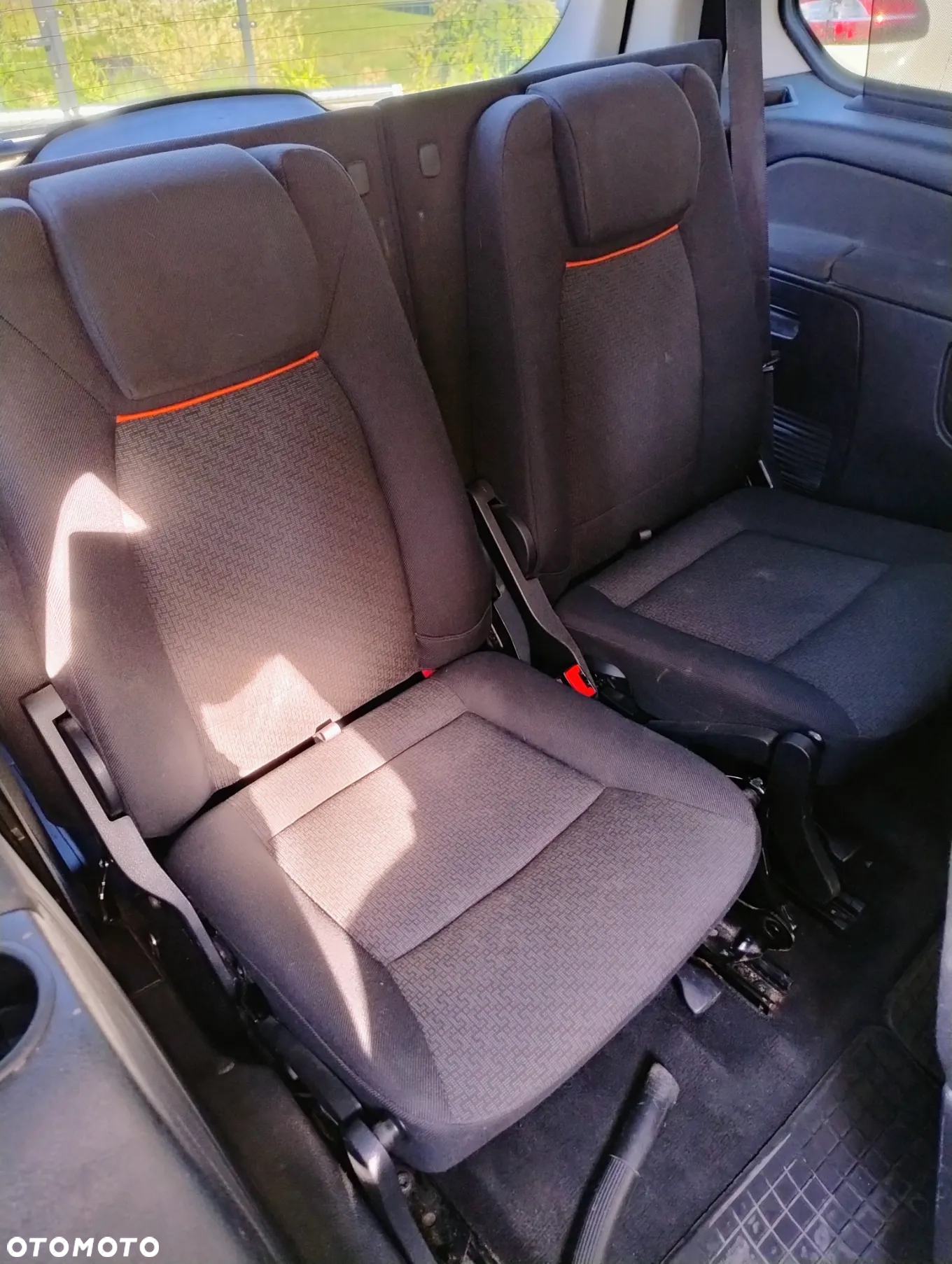 Ford Galaxy - 7