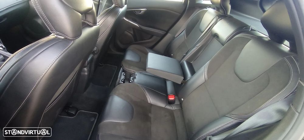 Volvo V40 2.0 D3 R-Design Geartronic - 10