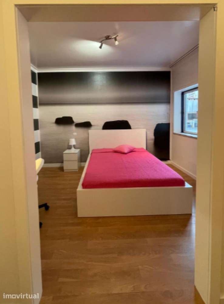 Quarto - localizado em Leiria - Grande imagem: 2/10
