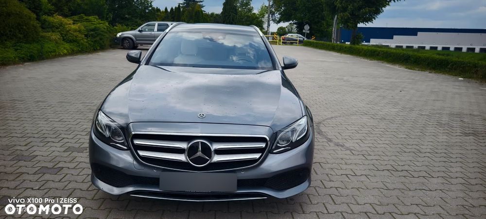 Mercedes-Benz Klasa E 220 d 4-Matic 9G-TRONIC - 1