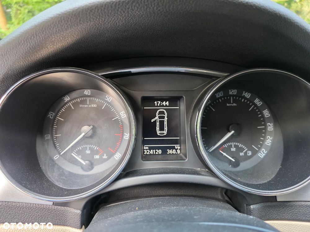 Skoda Superb 2.0 TSI Elegance DSG - 18