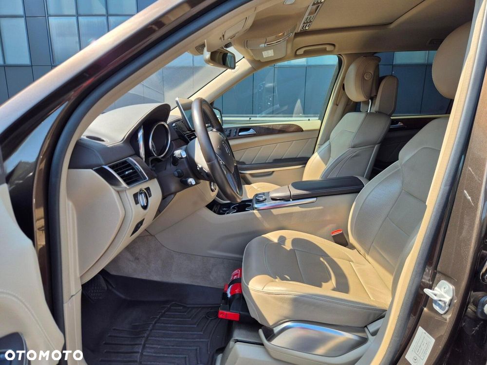 Mercedes-Benz GL 500 4-Matic - 7