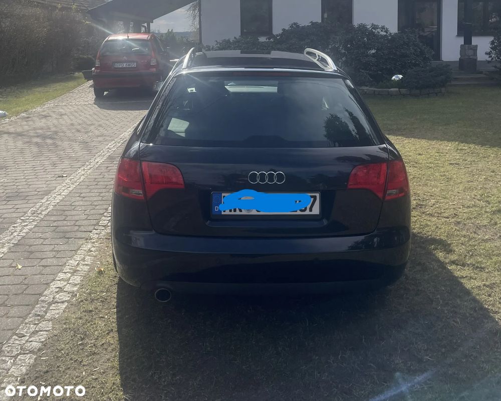 Audi A4 Avant - 4