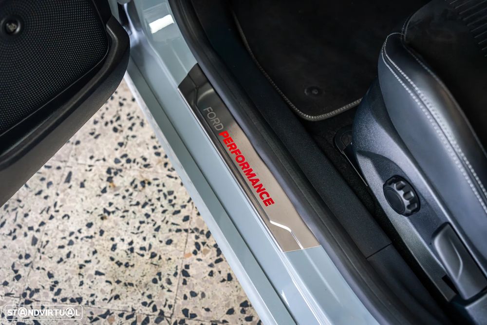 Ford Fiesta 1.5 EcoBoost ST - 15