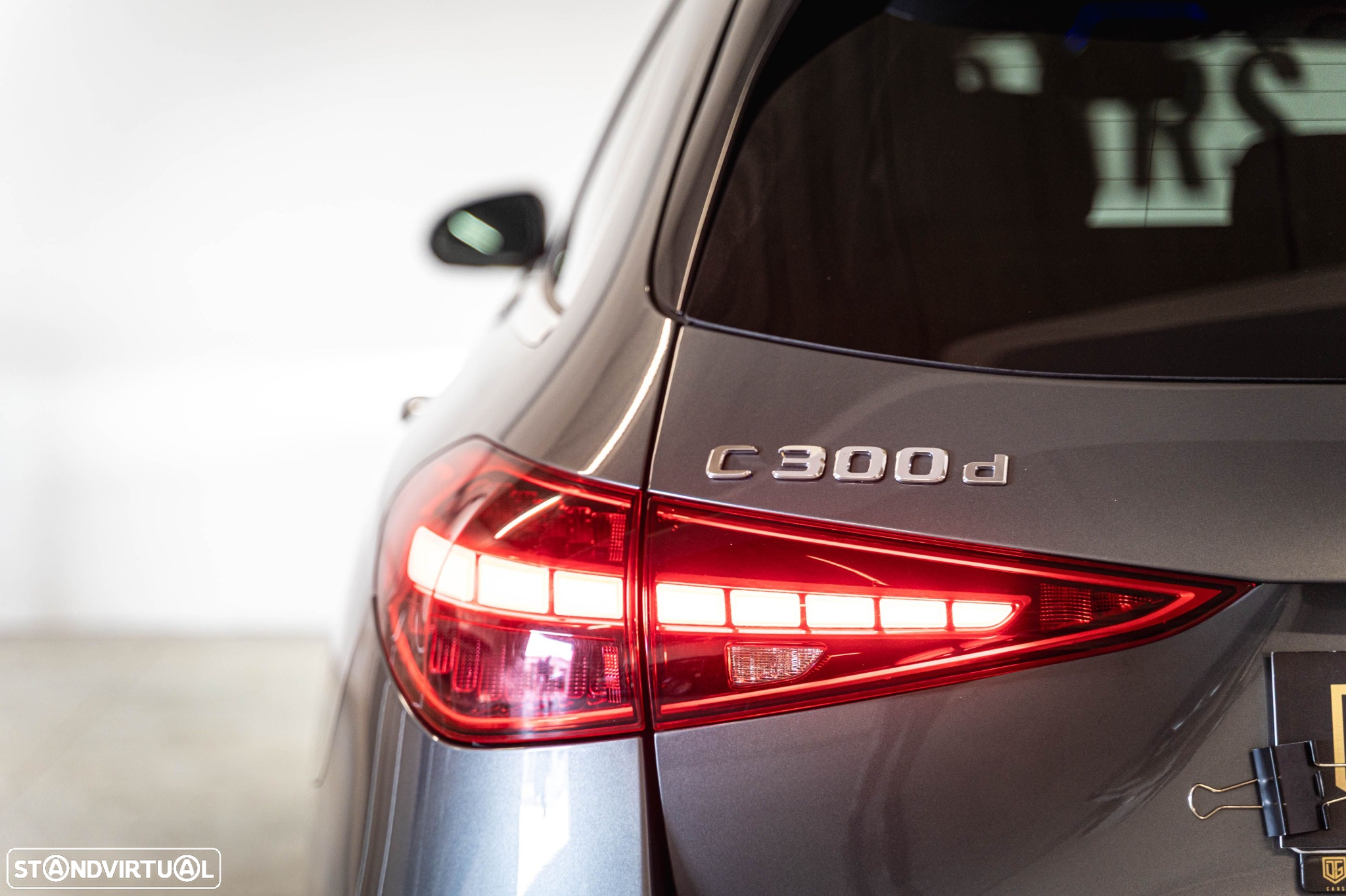 Mercedes-Benz C 300 d AMG Line - 25