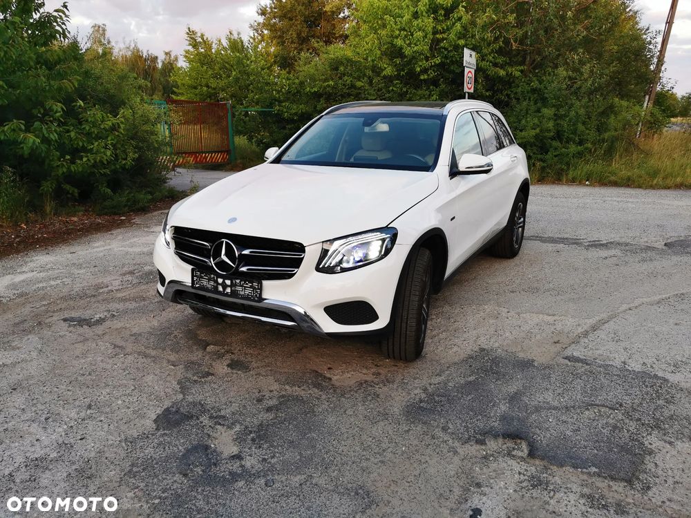 Mercedes-Benz GLC - 13