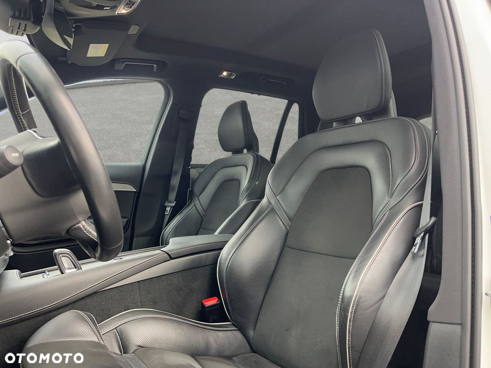 Volvo XC 90 - 16