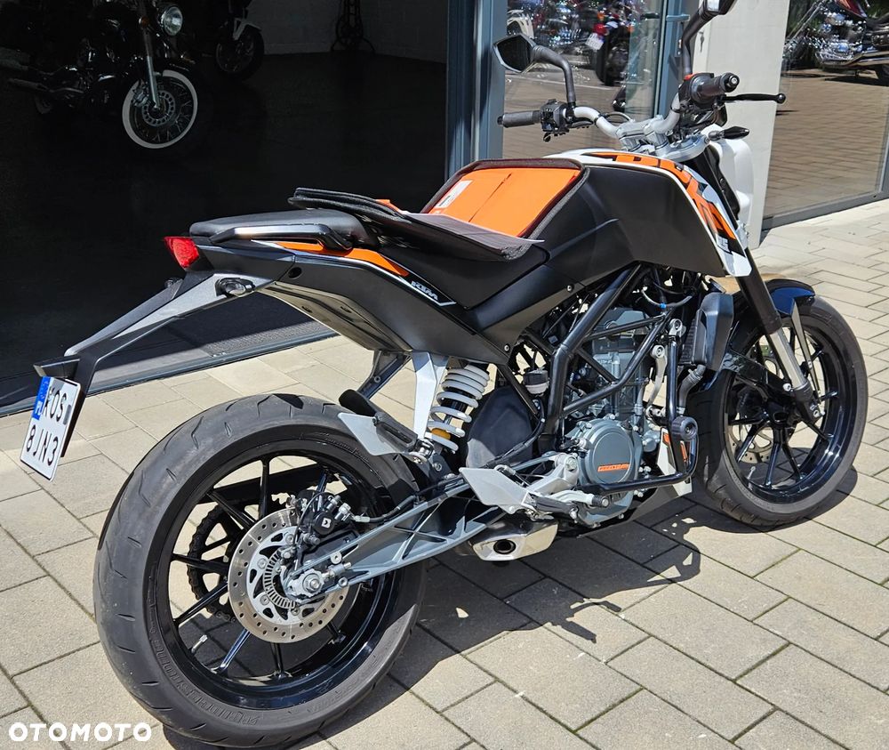 KTM Duke 125 - 16