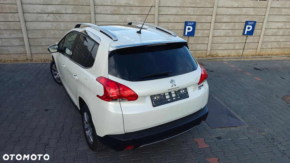 Peugeot 2008 82 e-VTI ETG5 Allure - 21